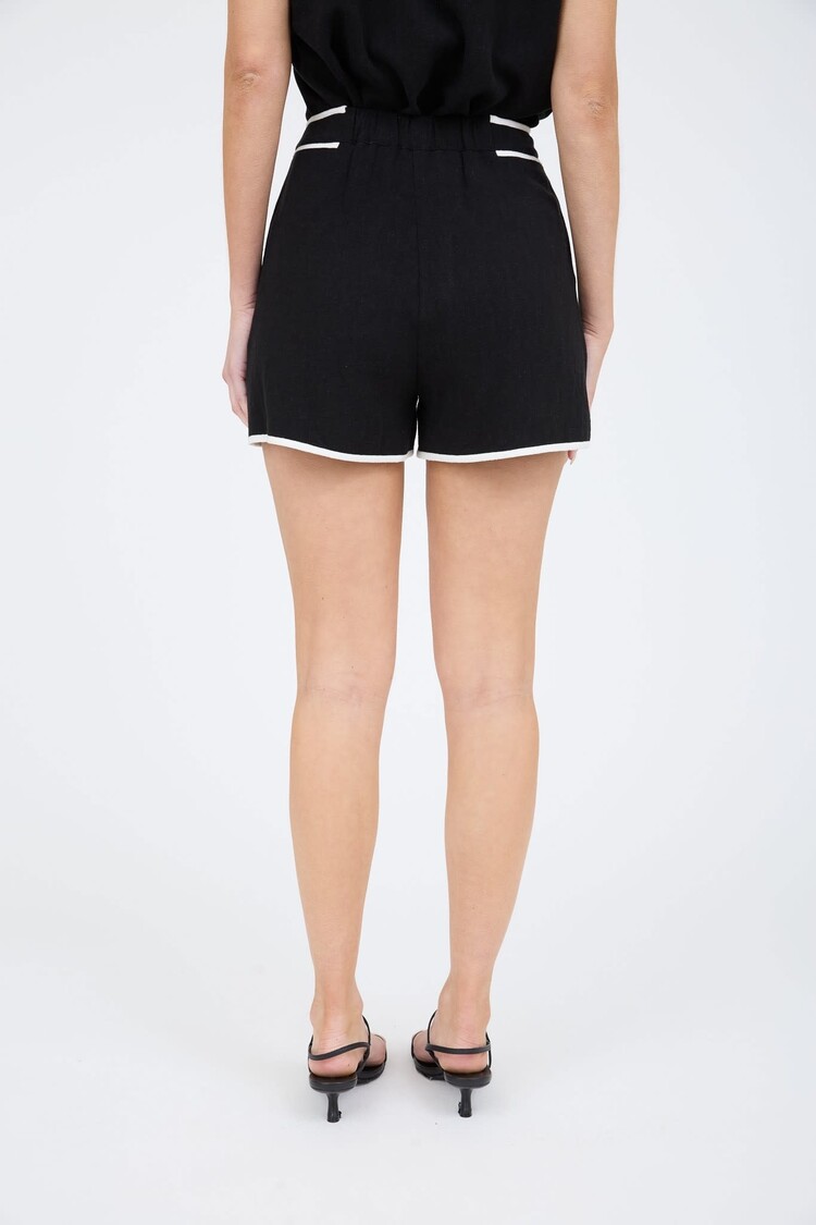 Contrast Trim Linen Shorts