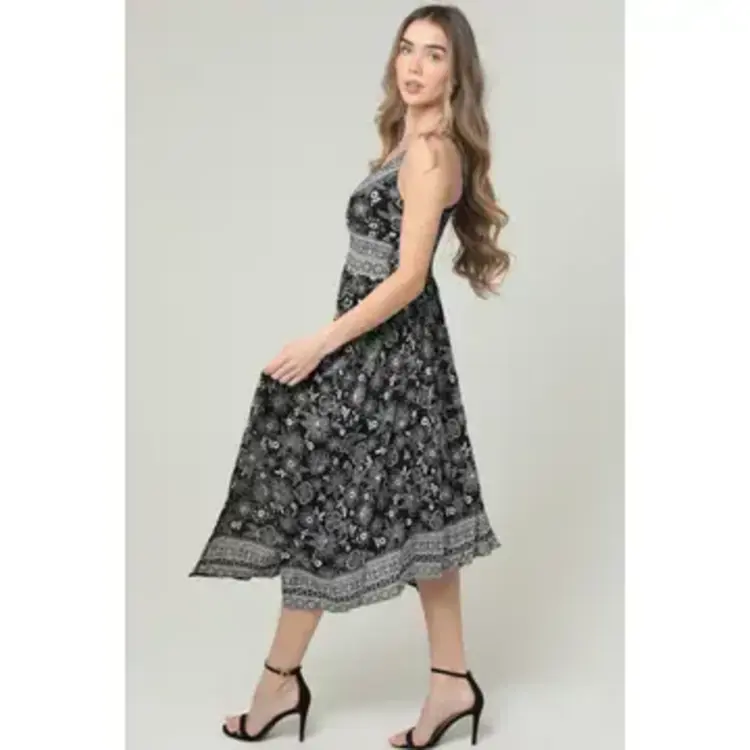 V Neck Hanky Hem Maxi Dress