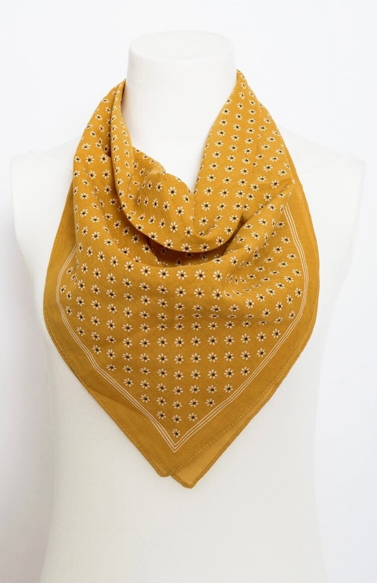 Daisy Square Bandana Scarf