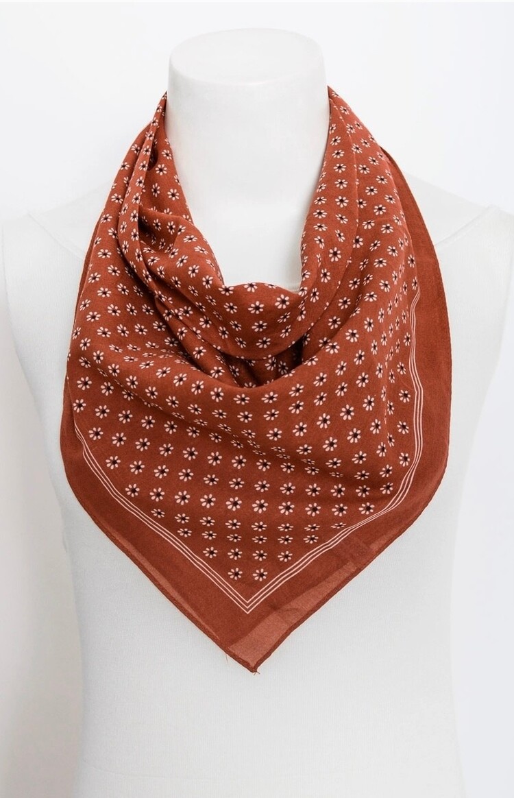 Daisy Square Bandana Scarf
