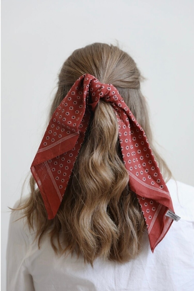 Daisy Square Bandana Scarf