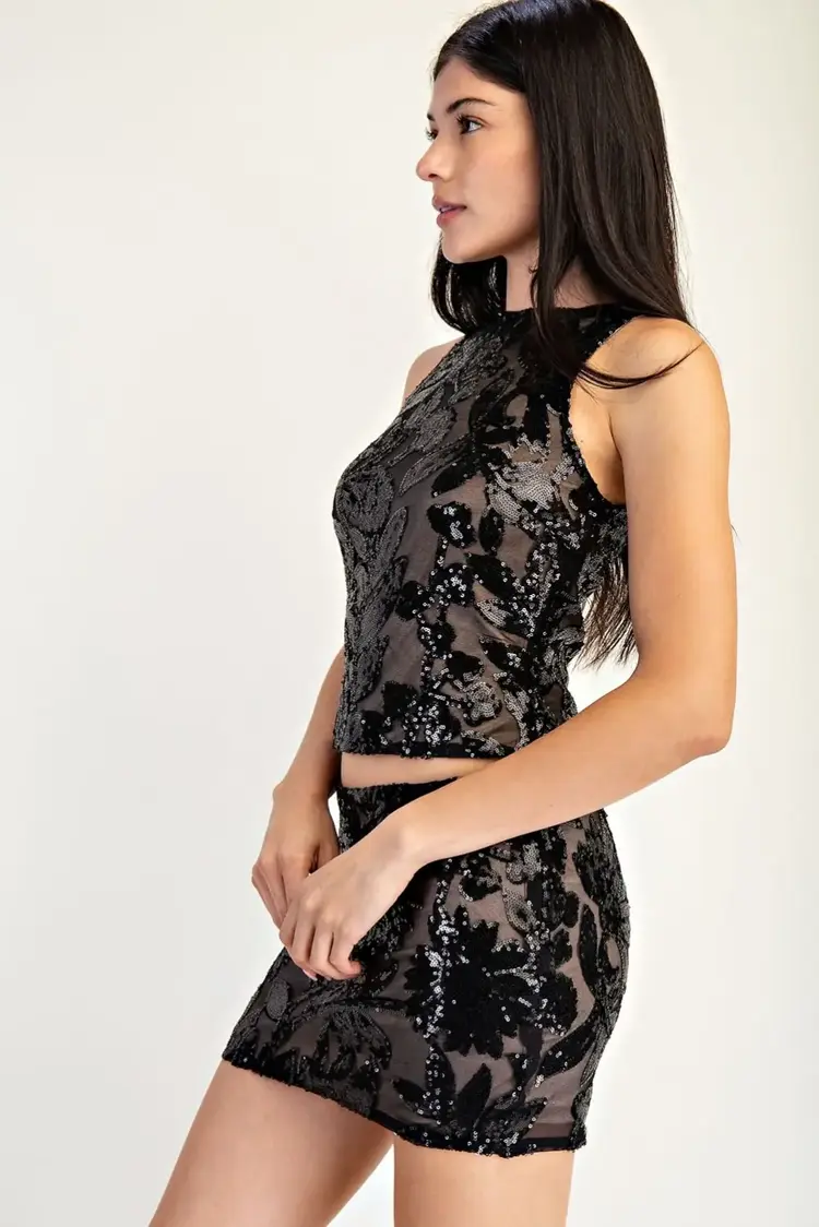 Floral Sequin Top w/ Contrast Lining