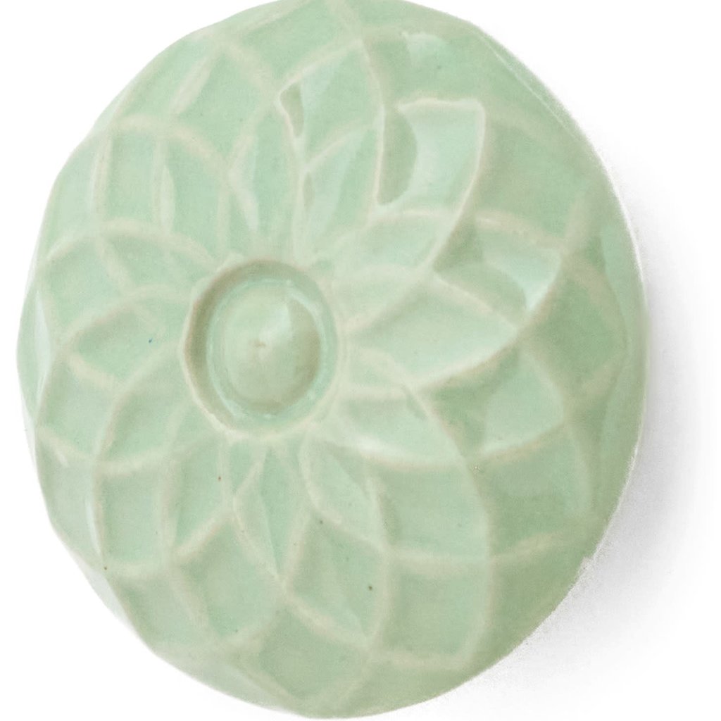 Ceramic Embossed Knob Sage