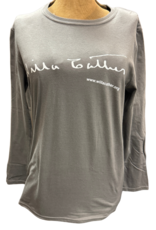 Willa Cather Signature Long Sleeve T-Shirt
