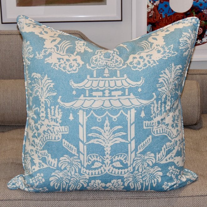 Chinoiserie Decorative Throw Pillows (2)