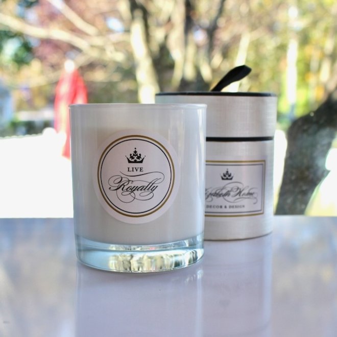 Live Royally Candle - Elizabeth Home Decor and Design Exclusive