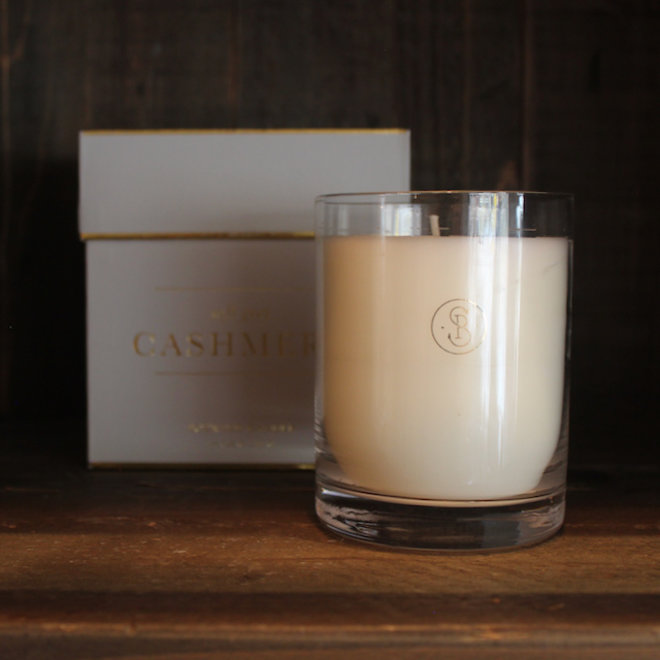 Signature Candle - Soft Gray Cashmere