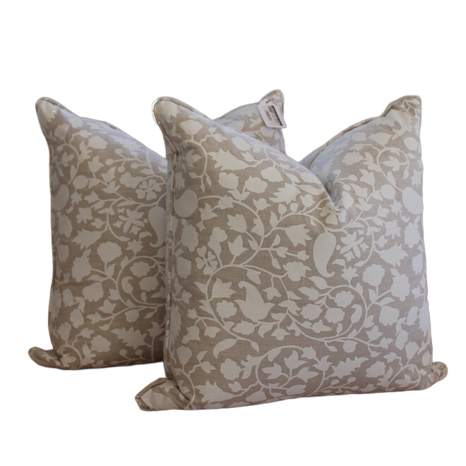 FCD - TAN & WHITE FLORAL PAIR OF PILLOWS