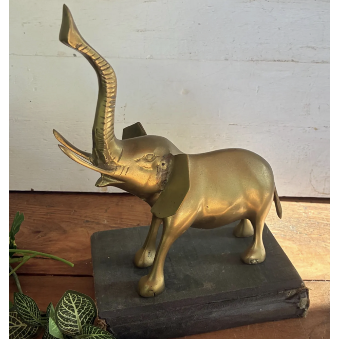 EHD-LARGE VINTAGE BRASS ELEPHANT - 9 1/4" TALL
