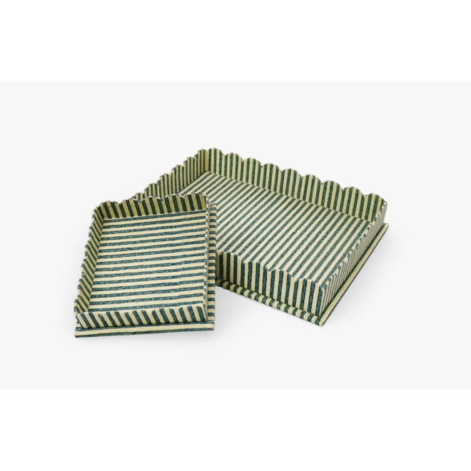 Scalloped Tray Set