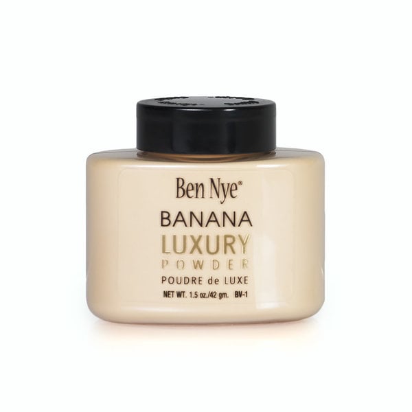 Ben Nye Banana Luxury Powder 1.5oz./42gm. Shaker Bottle