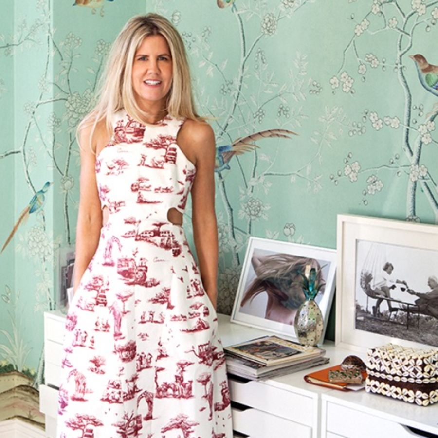 PIPPA HOLT