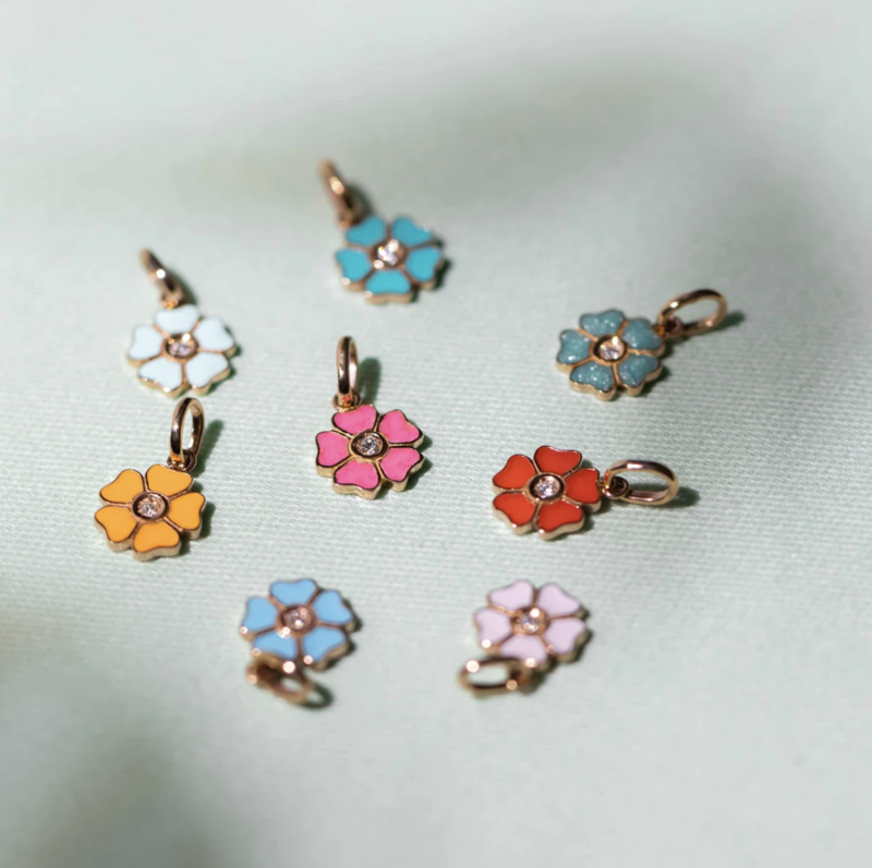 GIGI CLOZEAU FLOWER PENDANT