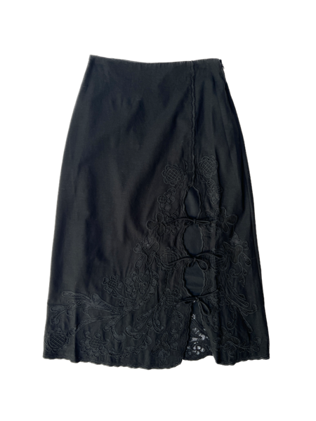 Sea New York lace skirt. | www.fleettracktz.com
