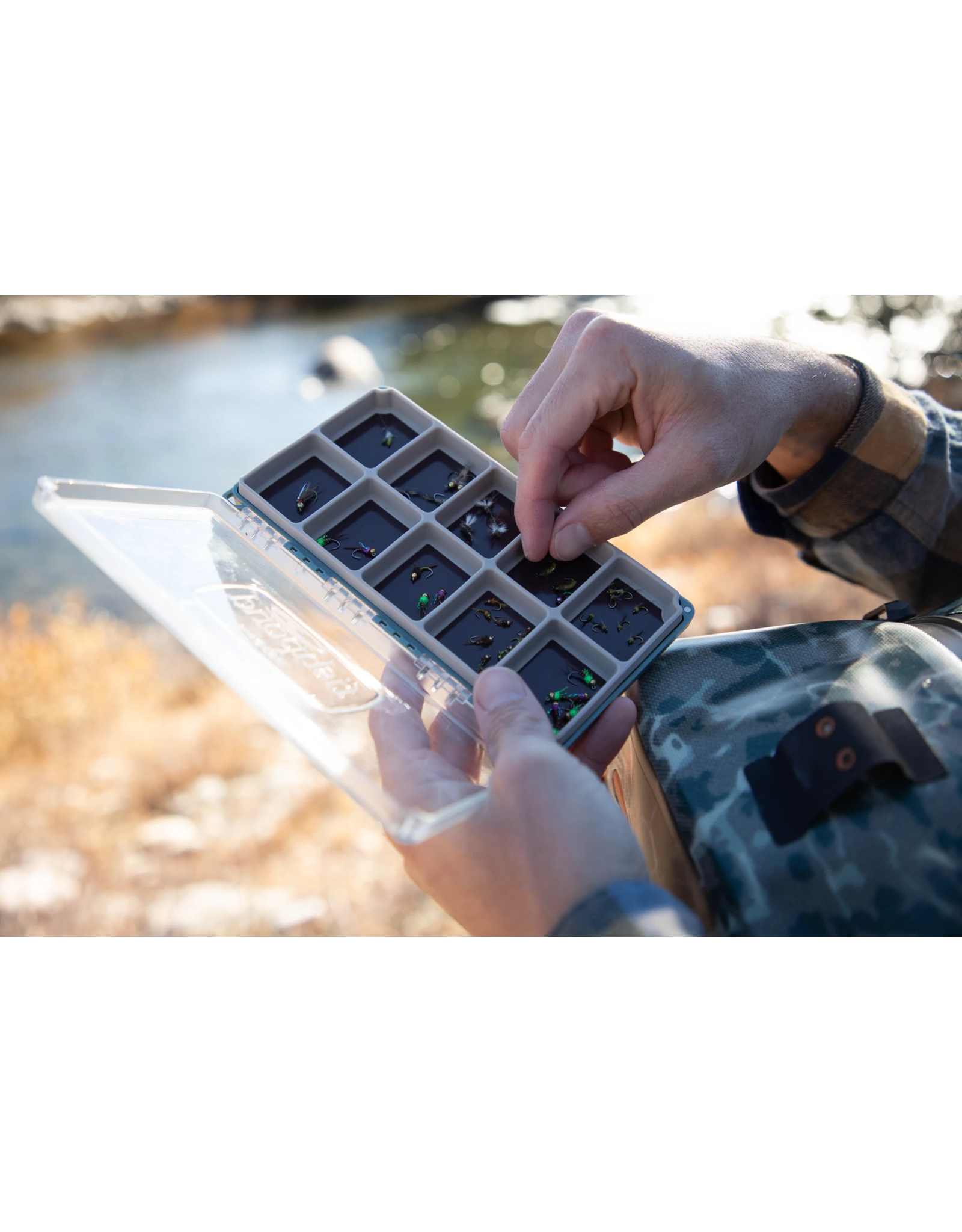 FISHPOND Tacky The Original Fly Box RIVERMAG