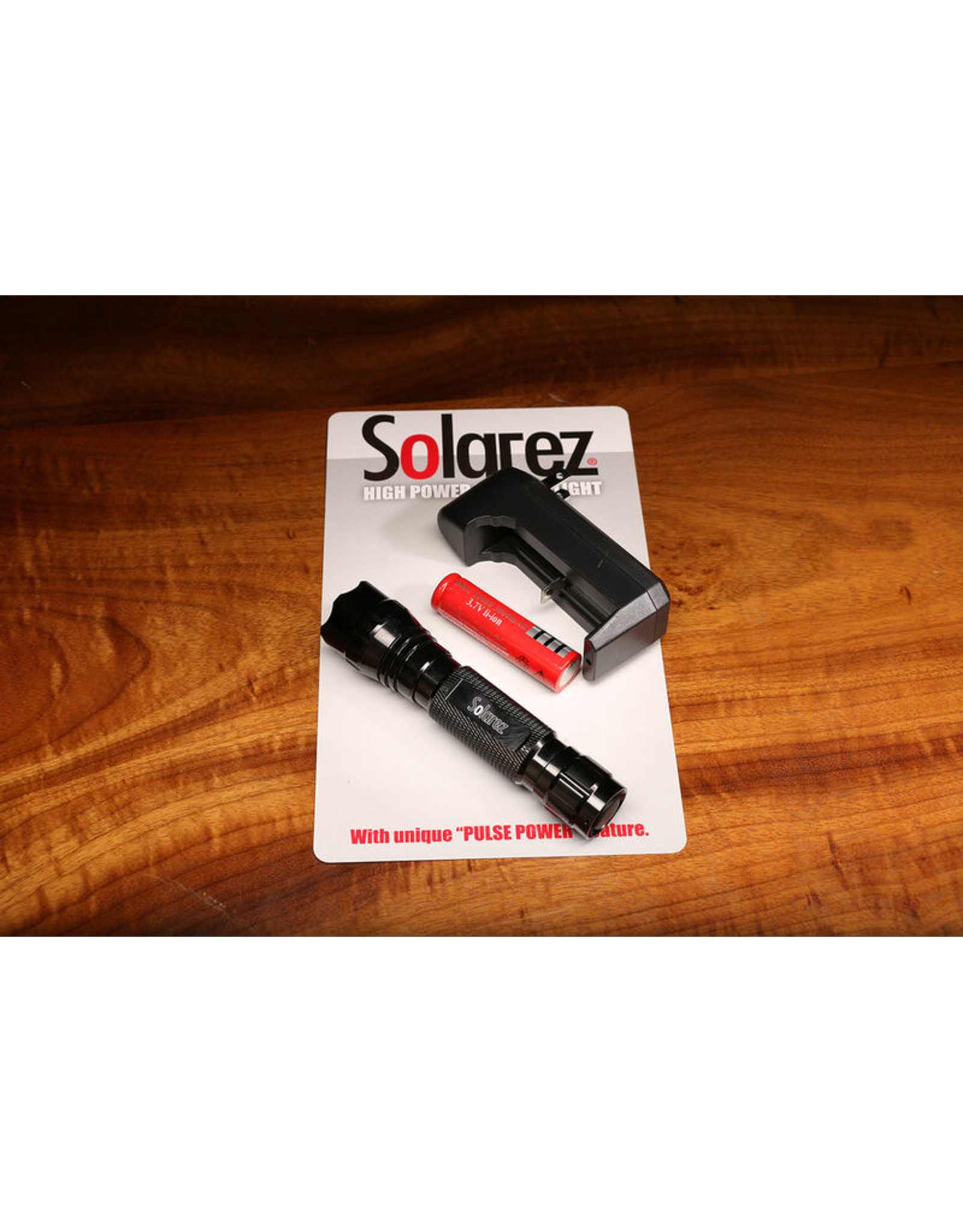 SOLAREZ Solarez High Output UVa Flashlight With Battery and Charger Resinator Kit