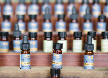 Essential Oils & Aromatherapy
