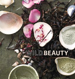 Golden Poppy Herbs Wild Beauty: Wisdom & Recipes for Natural Self-Care -Jana  Blankenship
