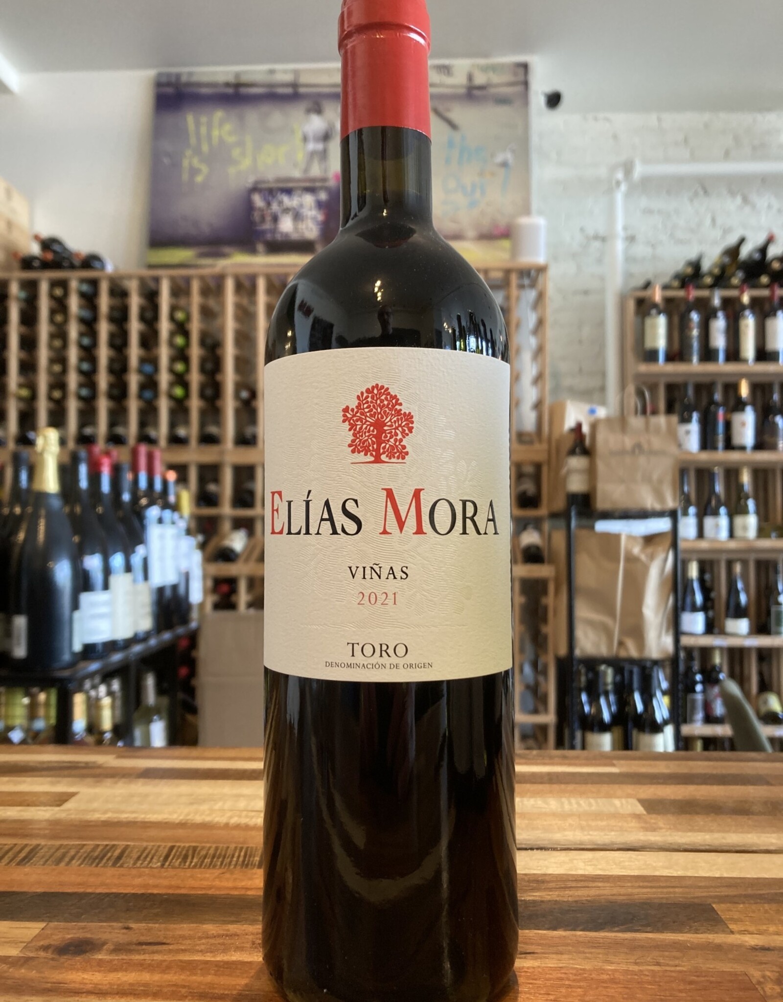 Elias Mora Tinto 2021, Toro