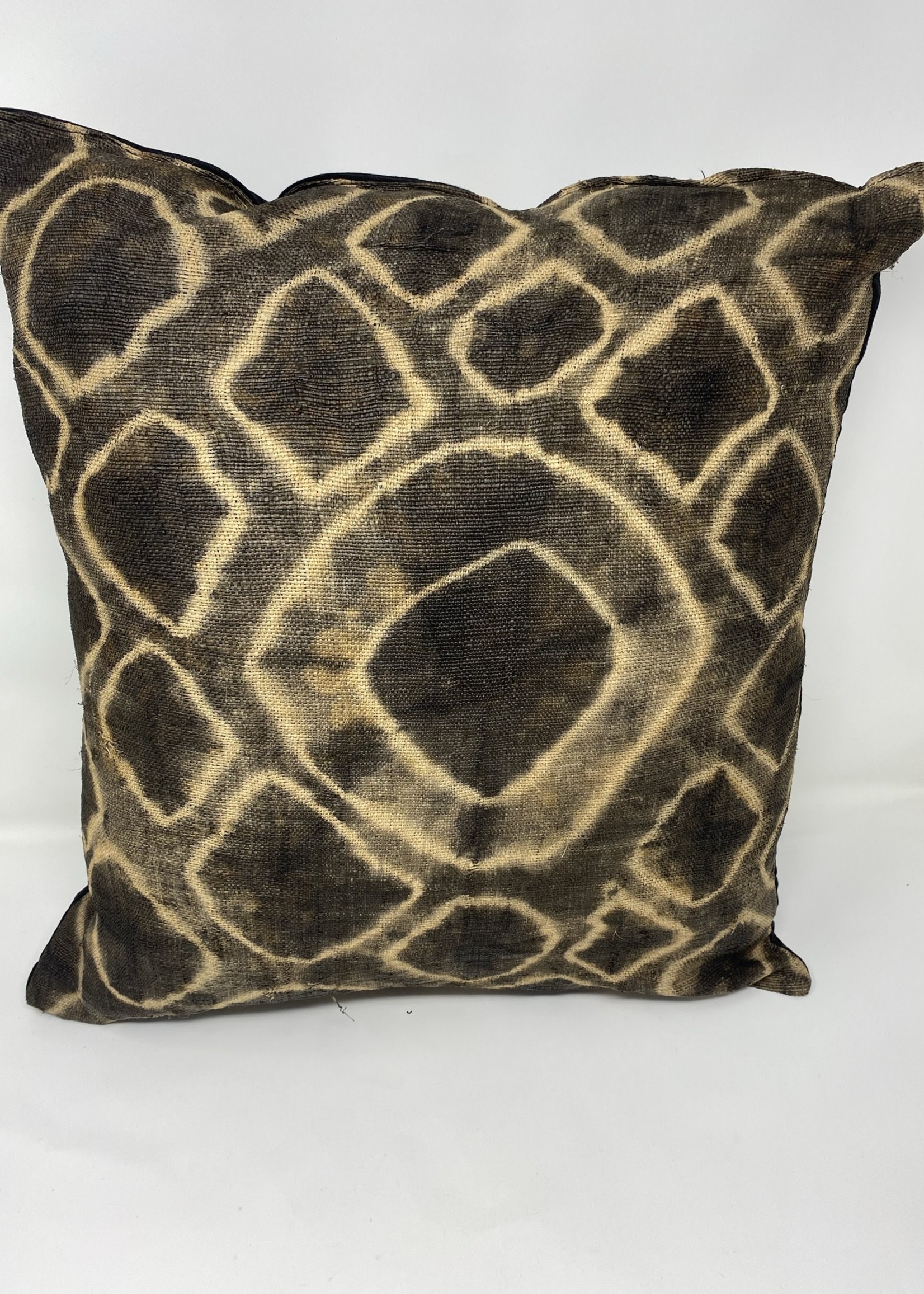 SKC KUBA CLOTH THROW PILLOW