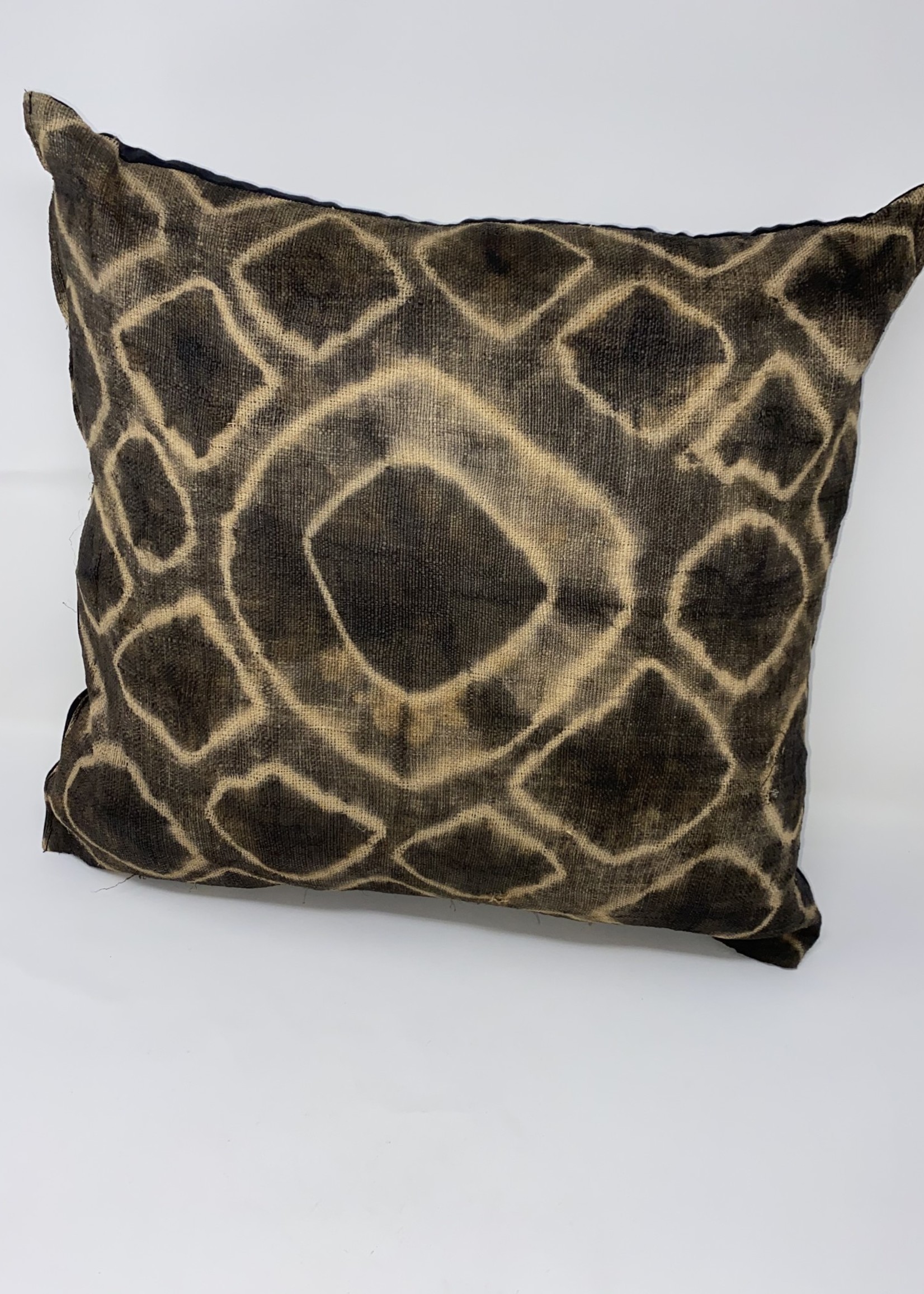 SKC KUBA CLOTH THROW PILLOW