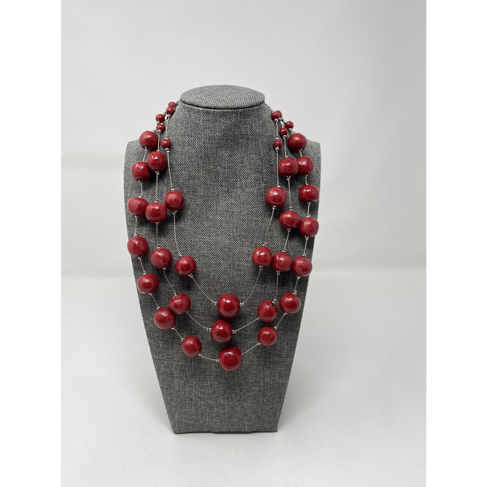 SKC 3 TIERED BEADED NECKLACE