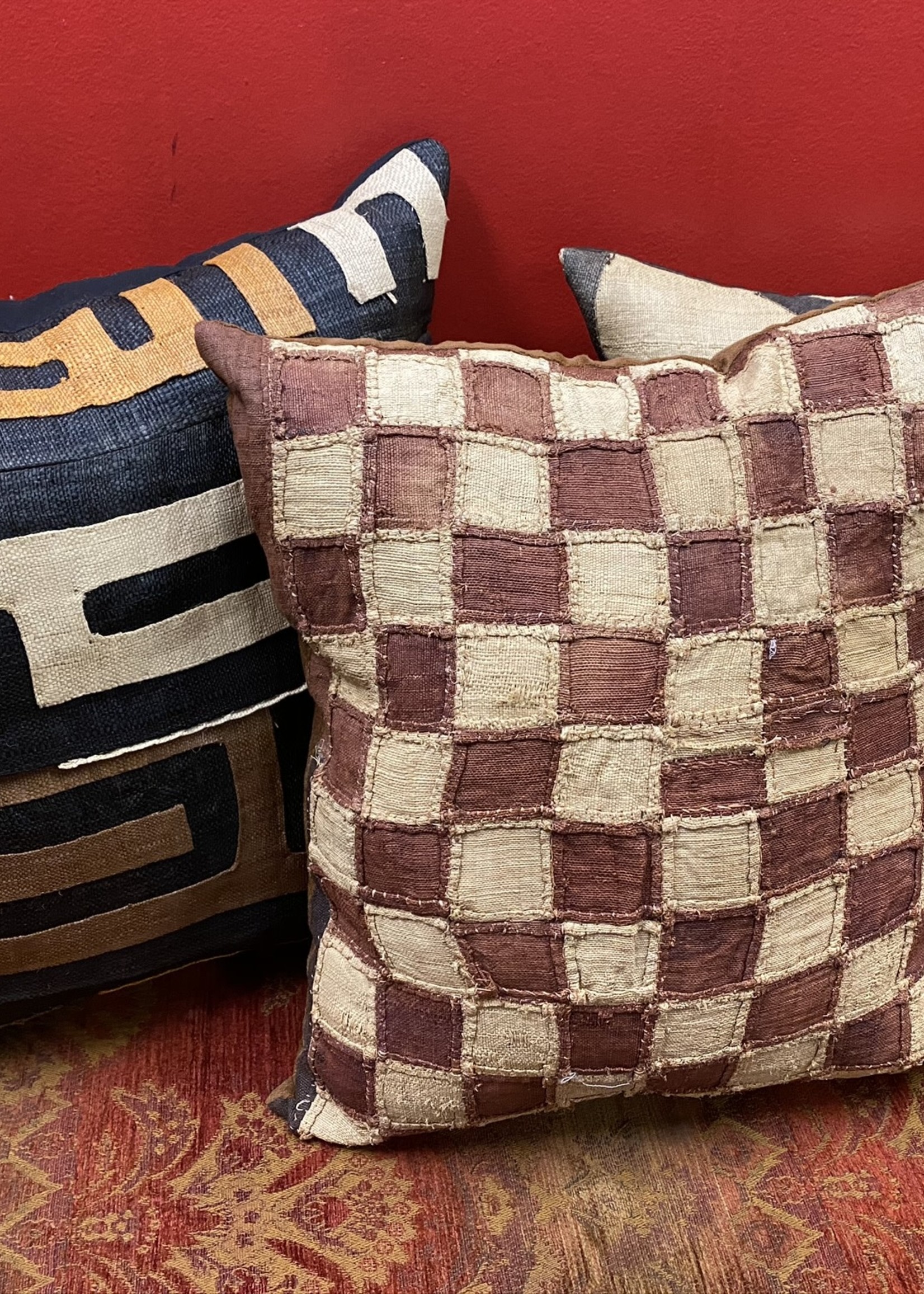 SKC KUBA CLOTH THROW PILLOW