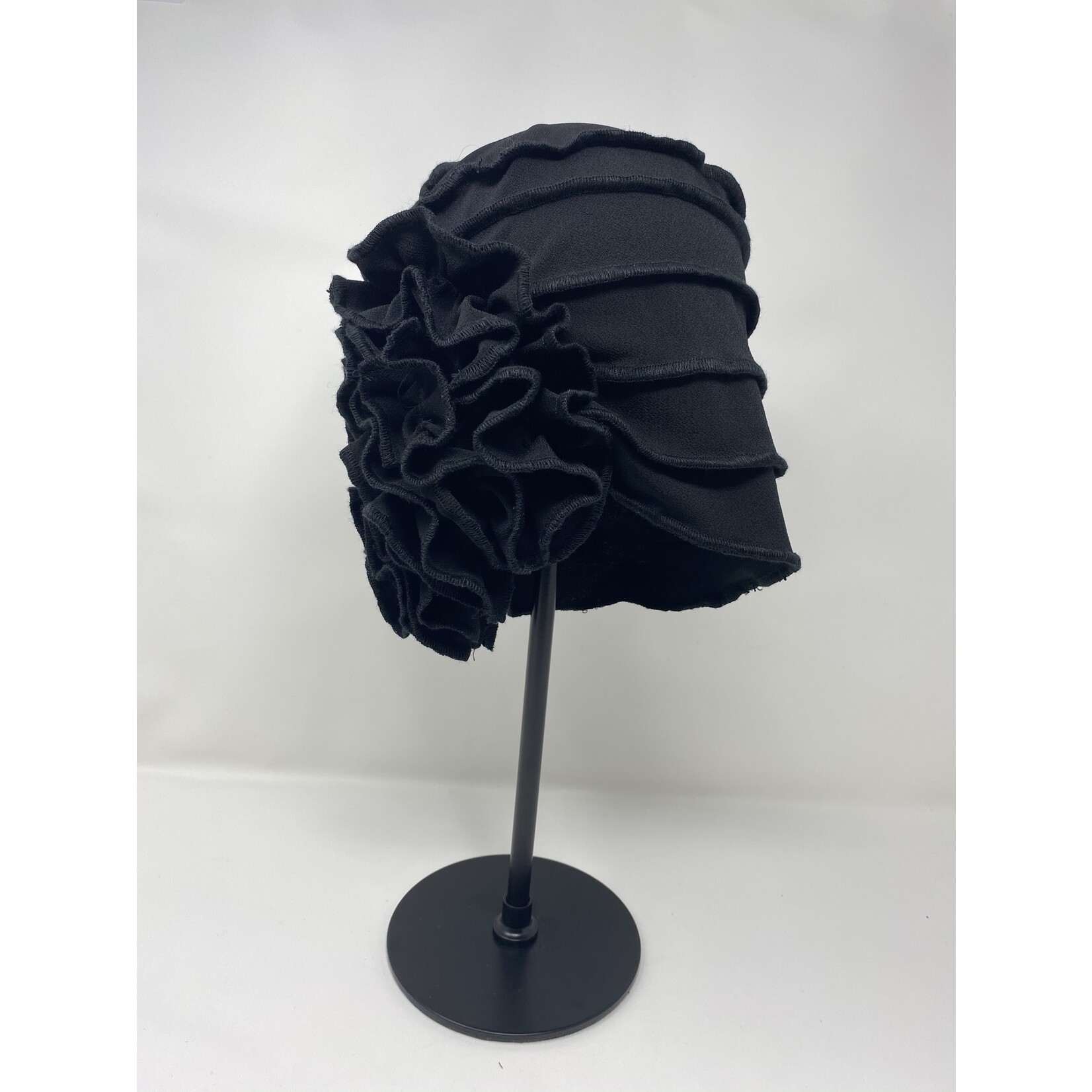 SKC ALICE RUFFLE HAT