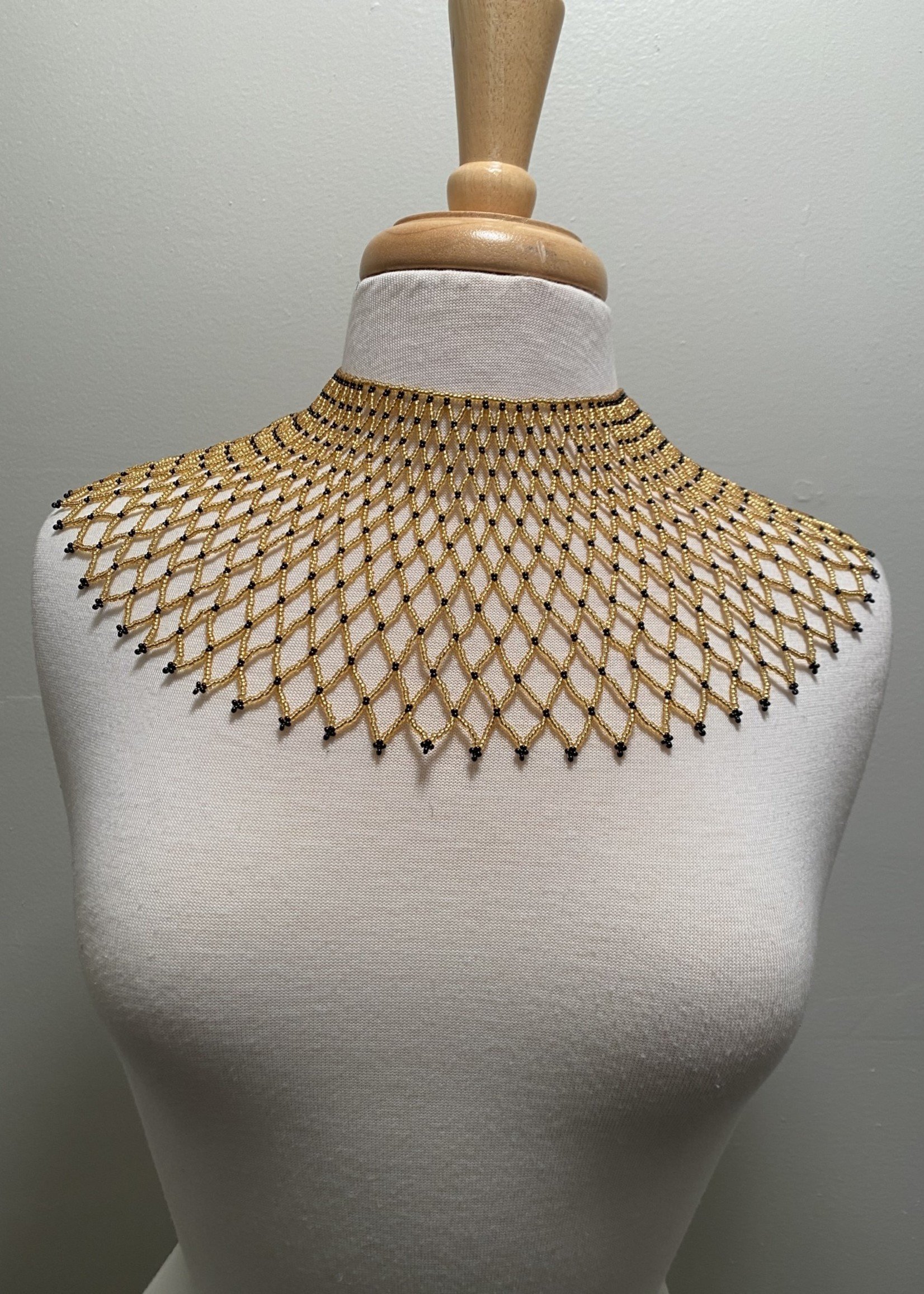 SKC WIDE ZULU COLLAR NECKLACE