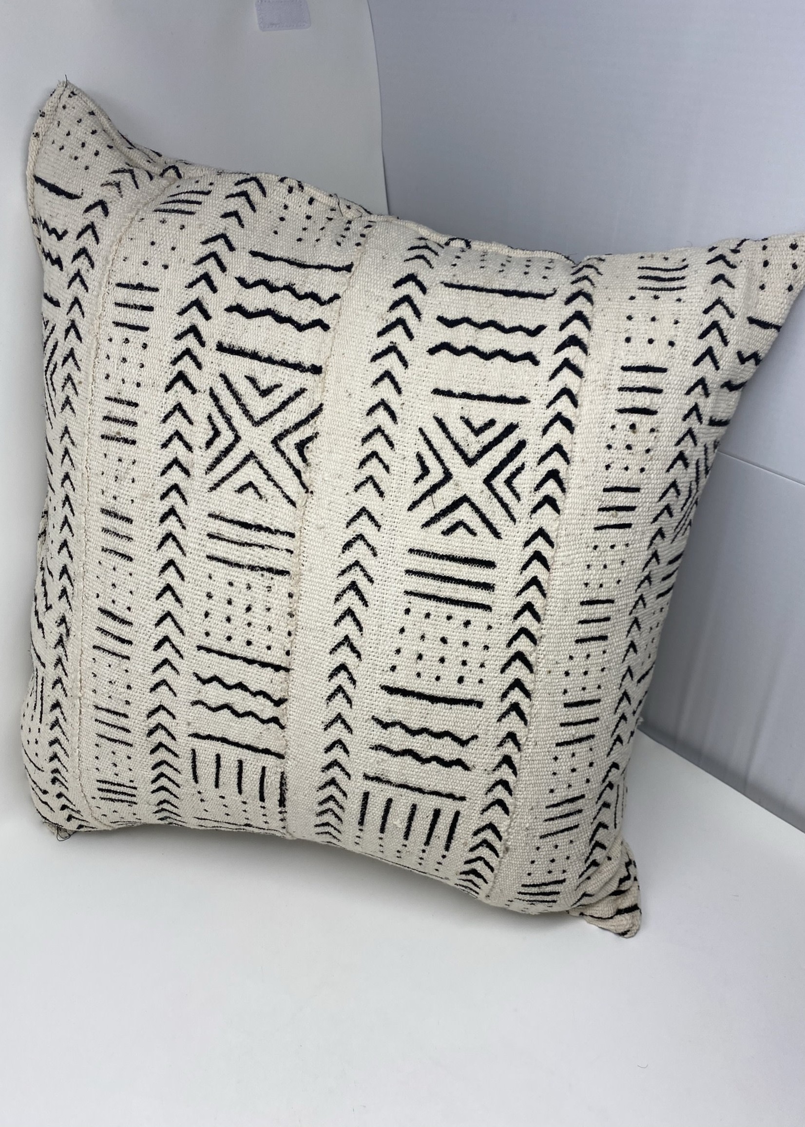 SKC MUDCLOTH THROW PILLOW (Double sided)