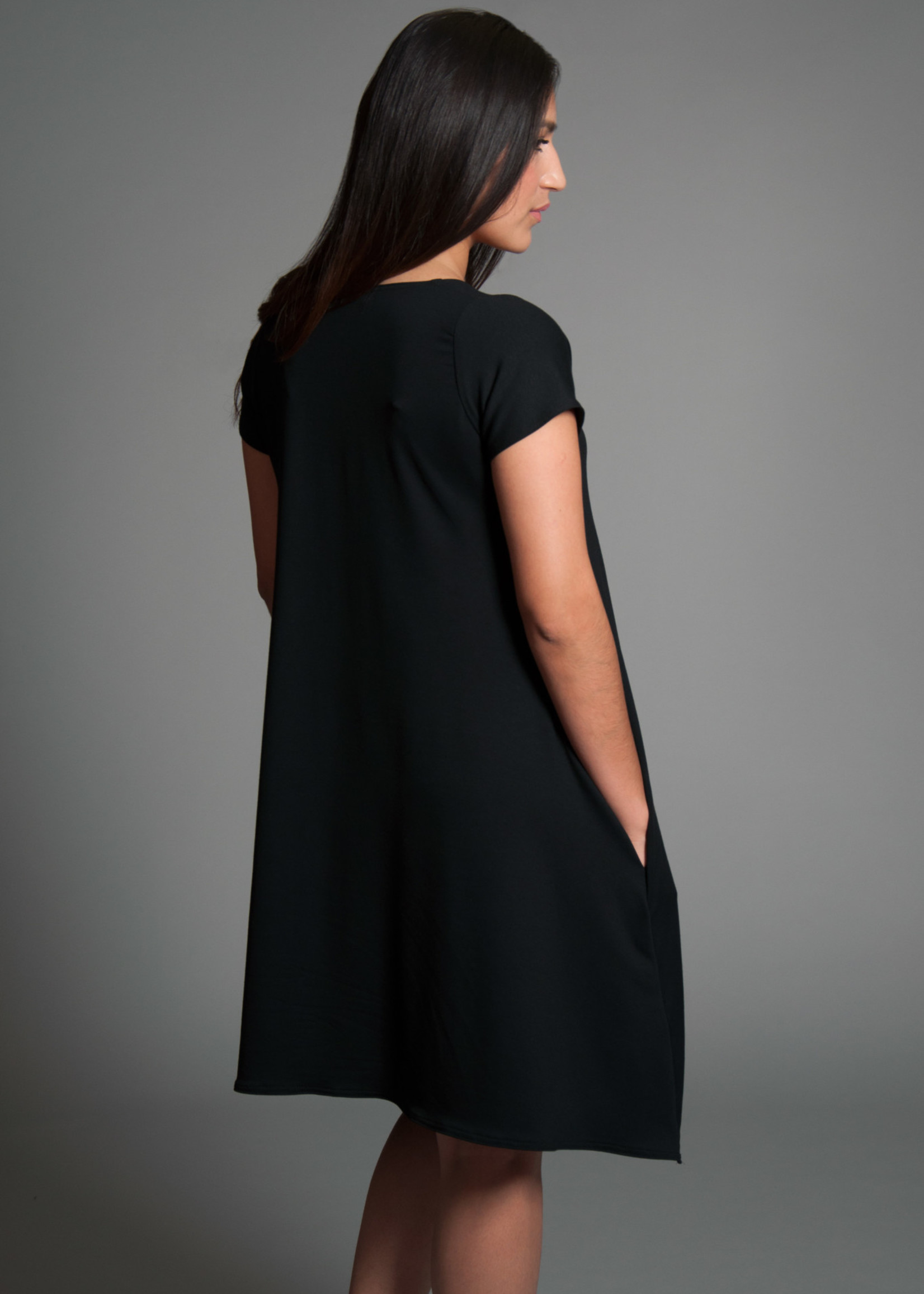 SARAH KUENYEFU VIVI DRESS -CAP SLEEVES