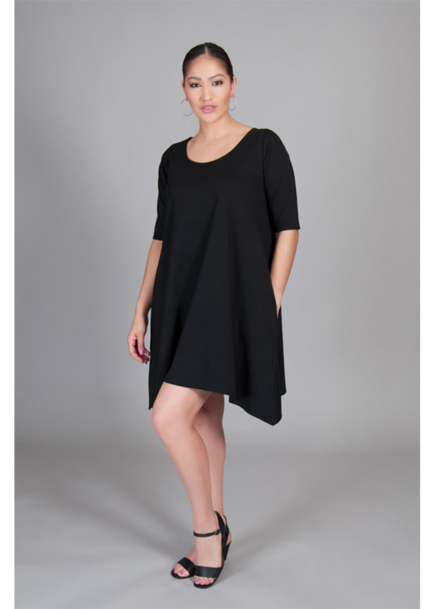 SARAH KUENYEFU VIVI DRESS -MID LENGTH SLEEVES