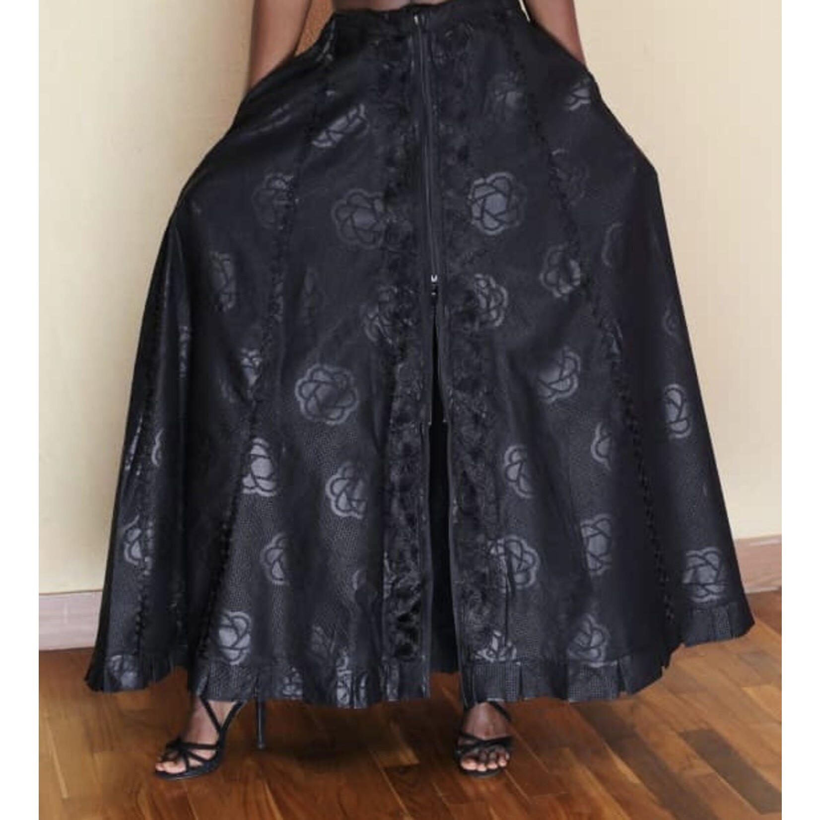 SKC EMBROIDERED LONG SKIRT