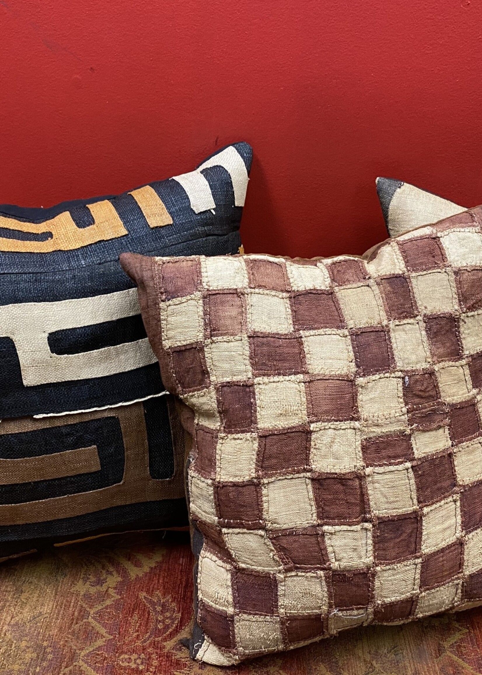 SKC KUBA CLOTH THROW PILLOW