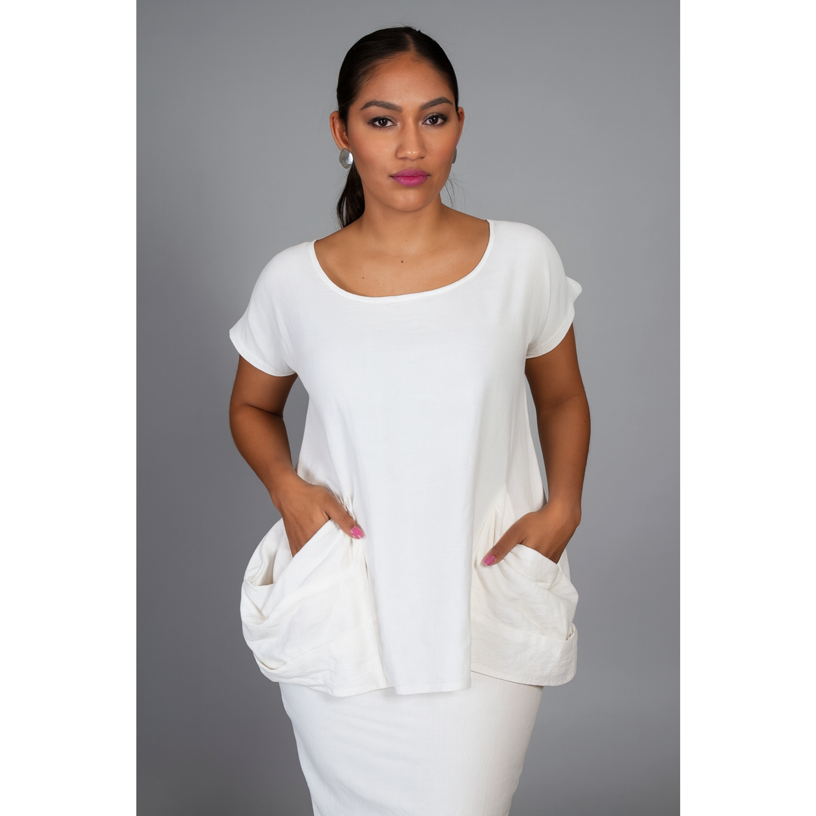 SARAH KUENYEFU POCKET TOP CAP-SLEEVE/Santa Barbara