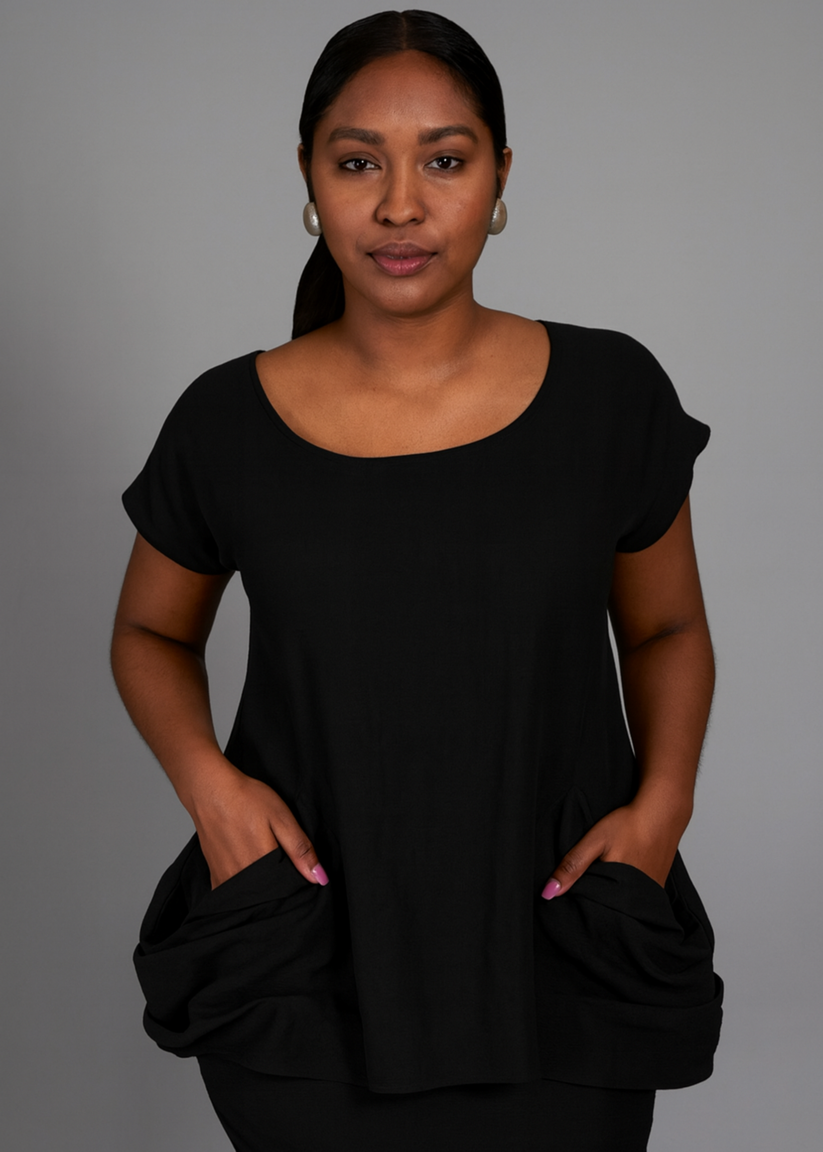 SARAH KUENYEFU POCKET TOP CAP-SLEEVE/Santa Barbara