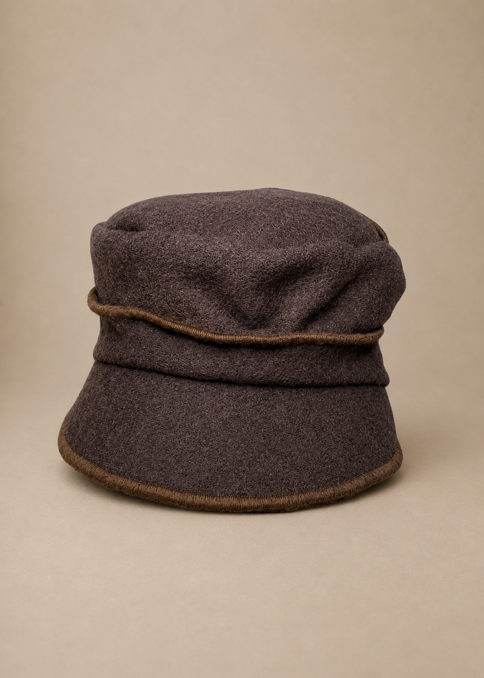 DZIFA WIDE BIBBED HAT