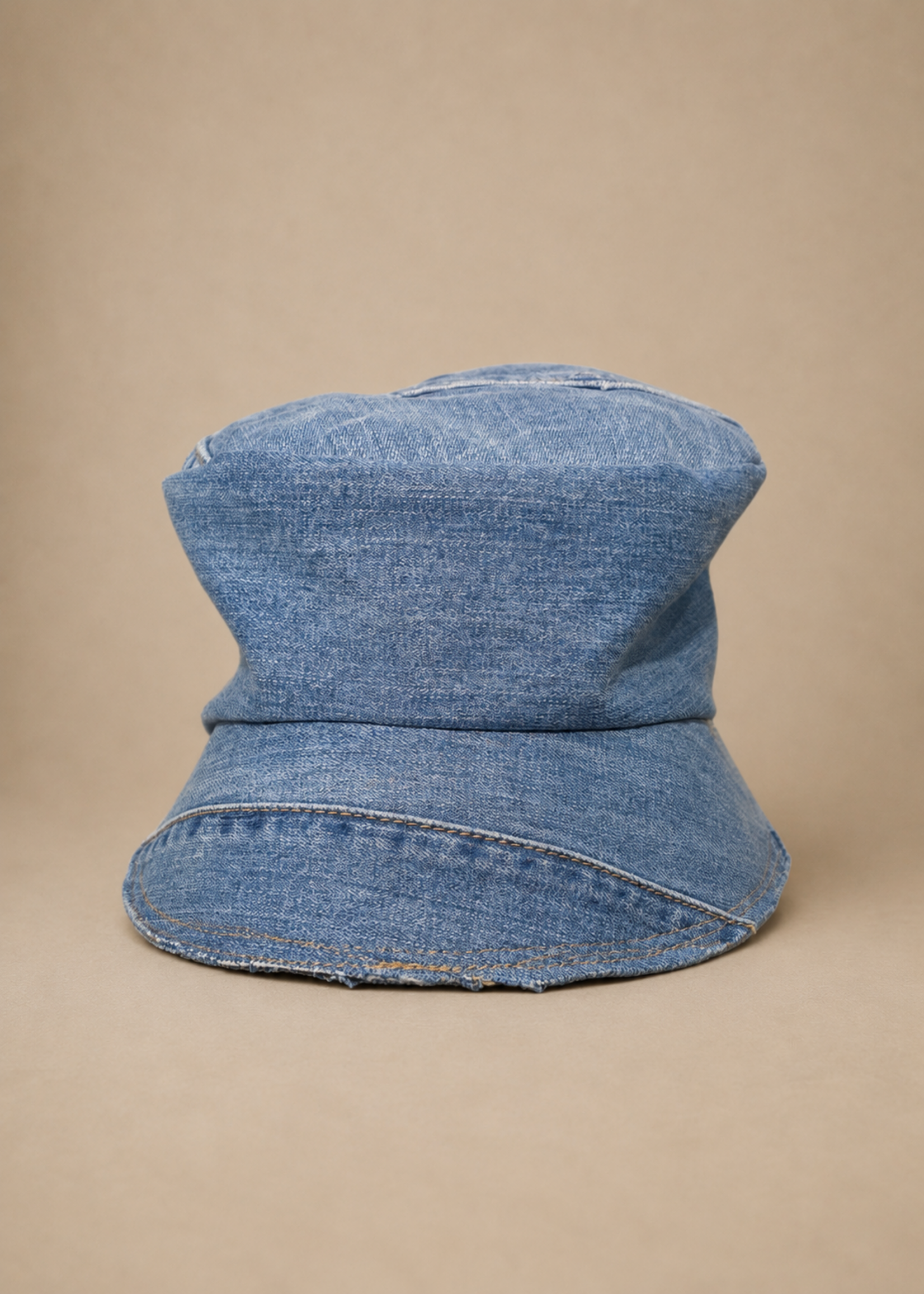DZIFA WIDE BIBBED HAT