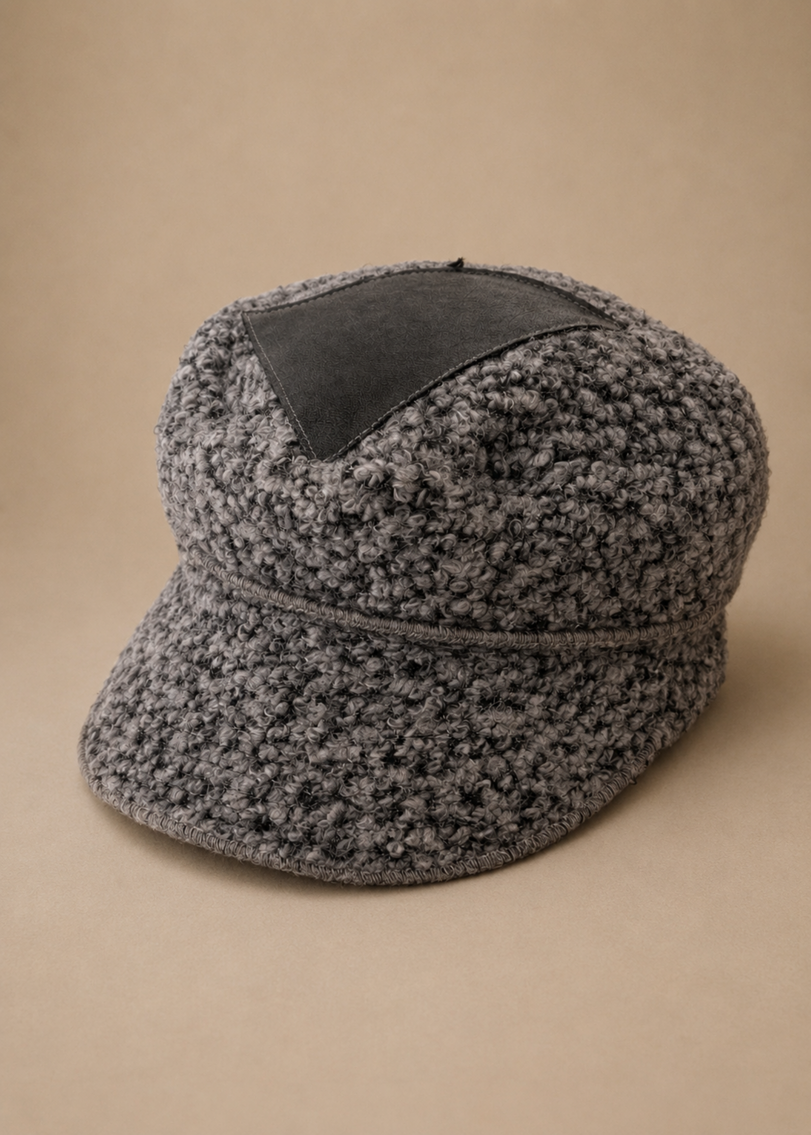 DZIFA WIDE BIBBED HAT