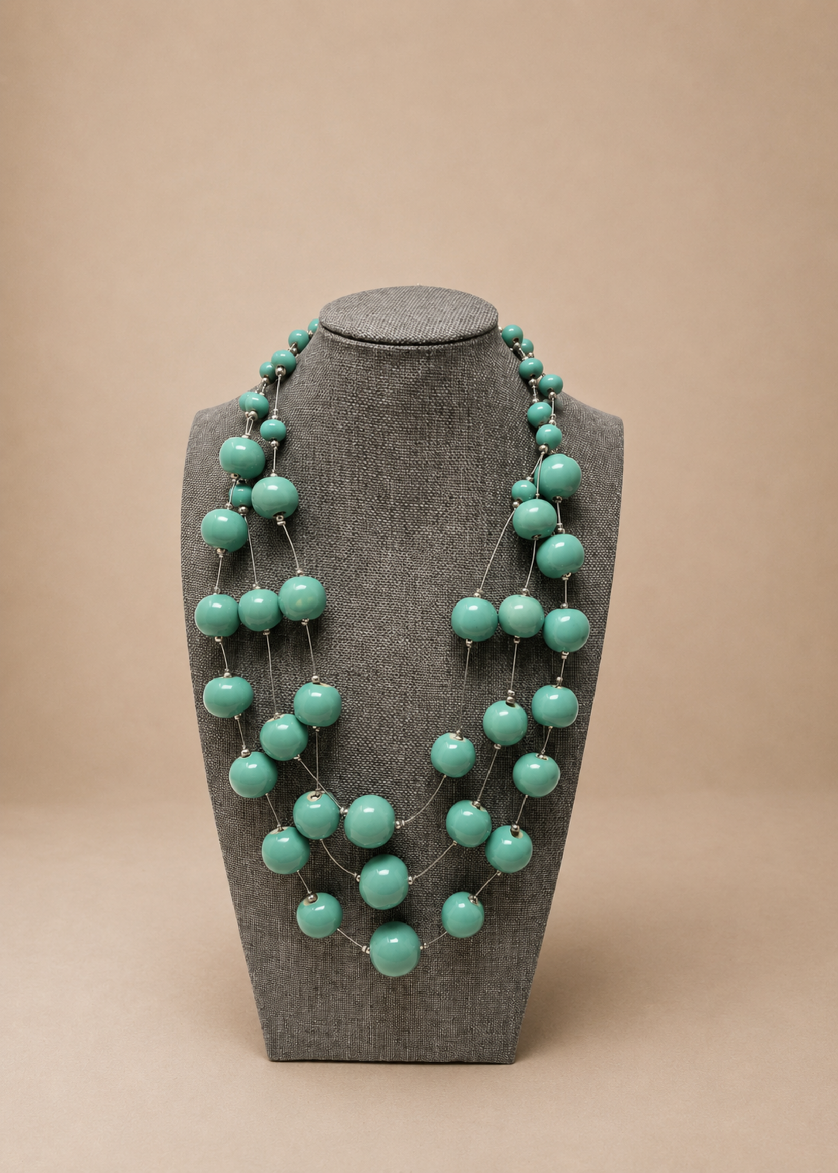 SKC 3 TIERED BEADED NECKLACE