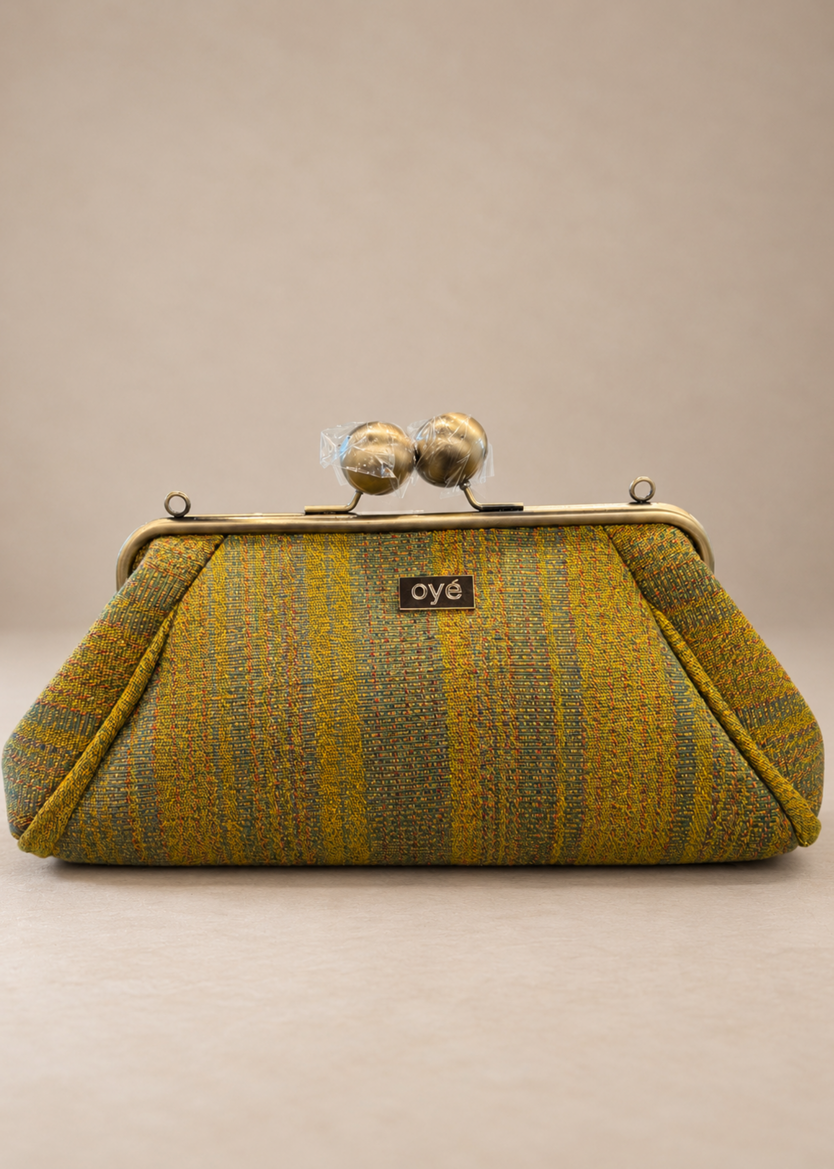 Oye Clutch Crossbody