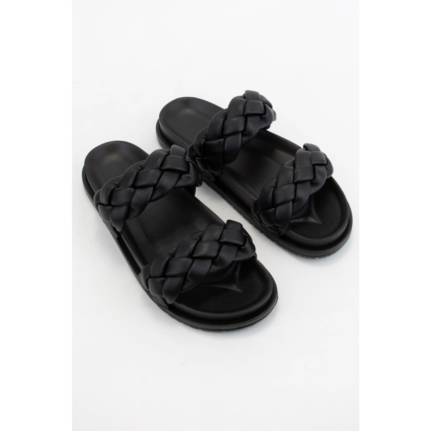 Almost Perfect' Double Swirl Slide Sandal – Portland Leather