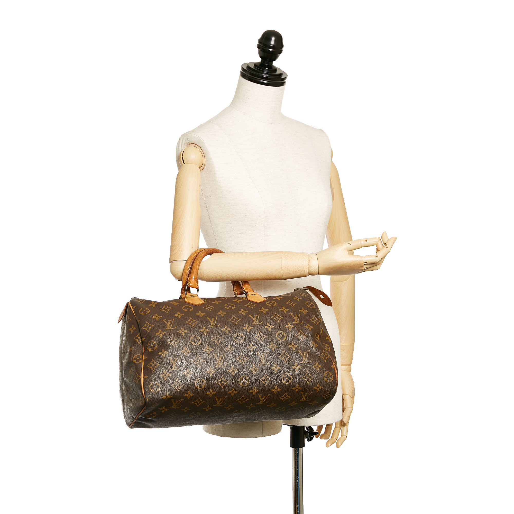 Louis Vuitton - LV Speedy Bandoliere 35 on Designer Wardrobe