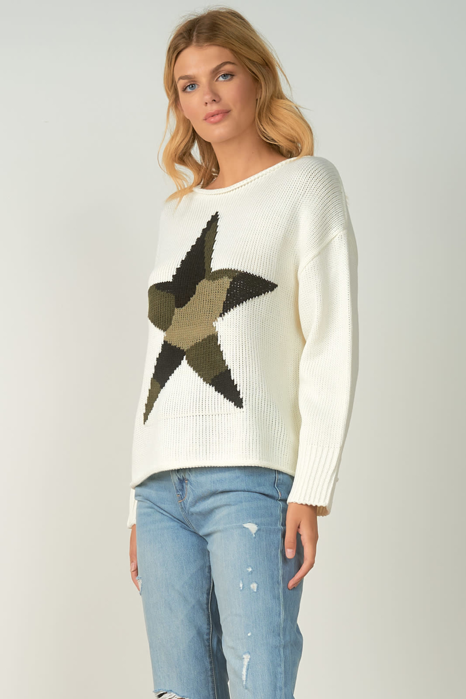 Camo star sweater new arrivals