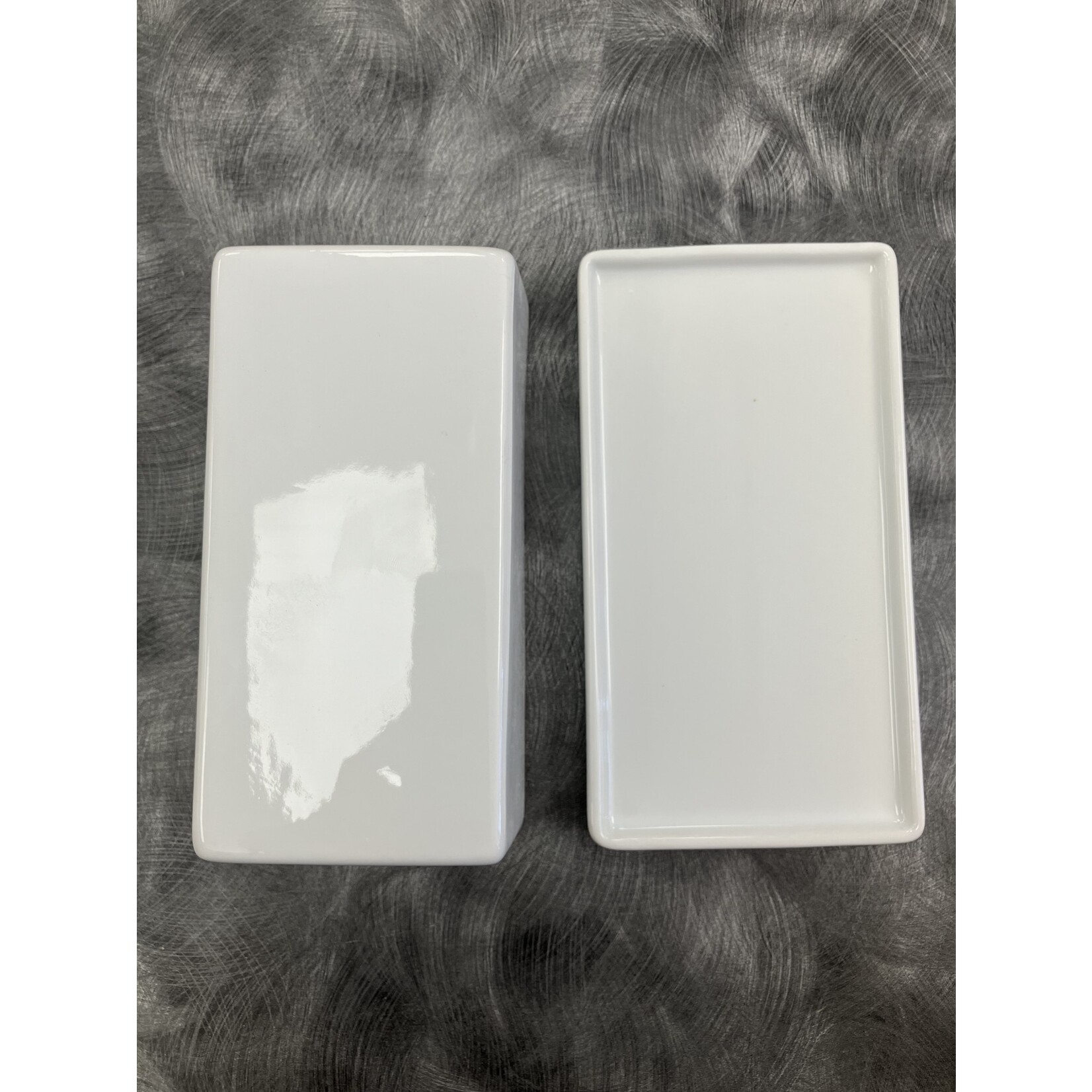 Palate and Plate Special order AW-1365 Butter Dish with Cover 6.25 x 3.5"