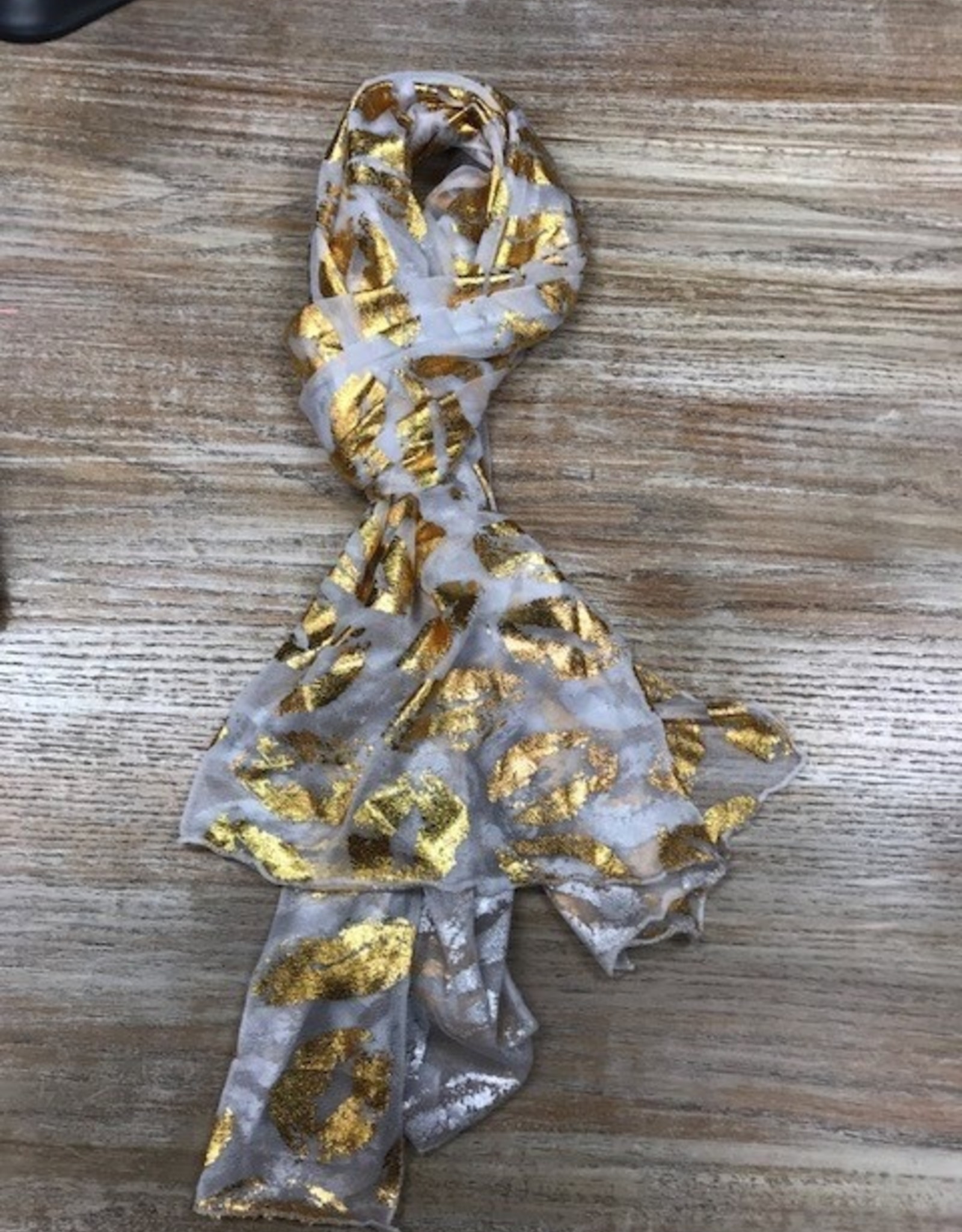 Scarf Reversible Lip Scarf