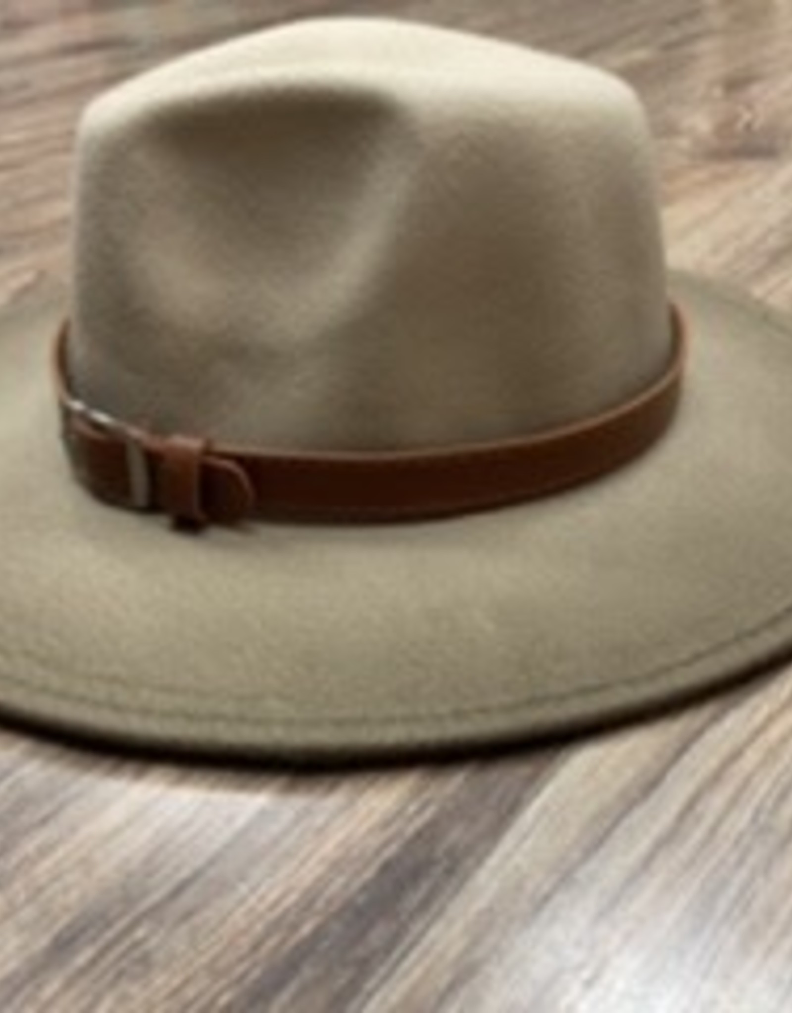 Hat Alyia olive felt hat one size