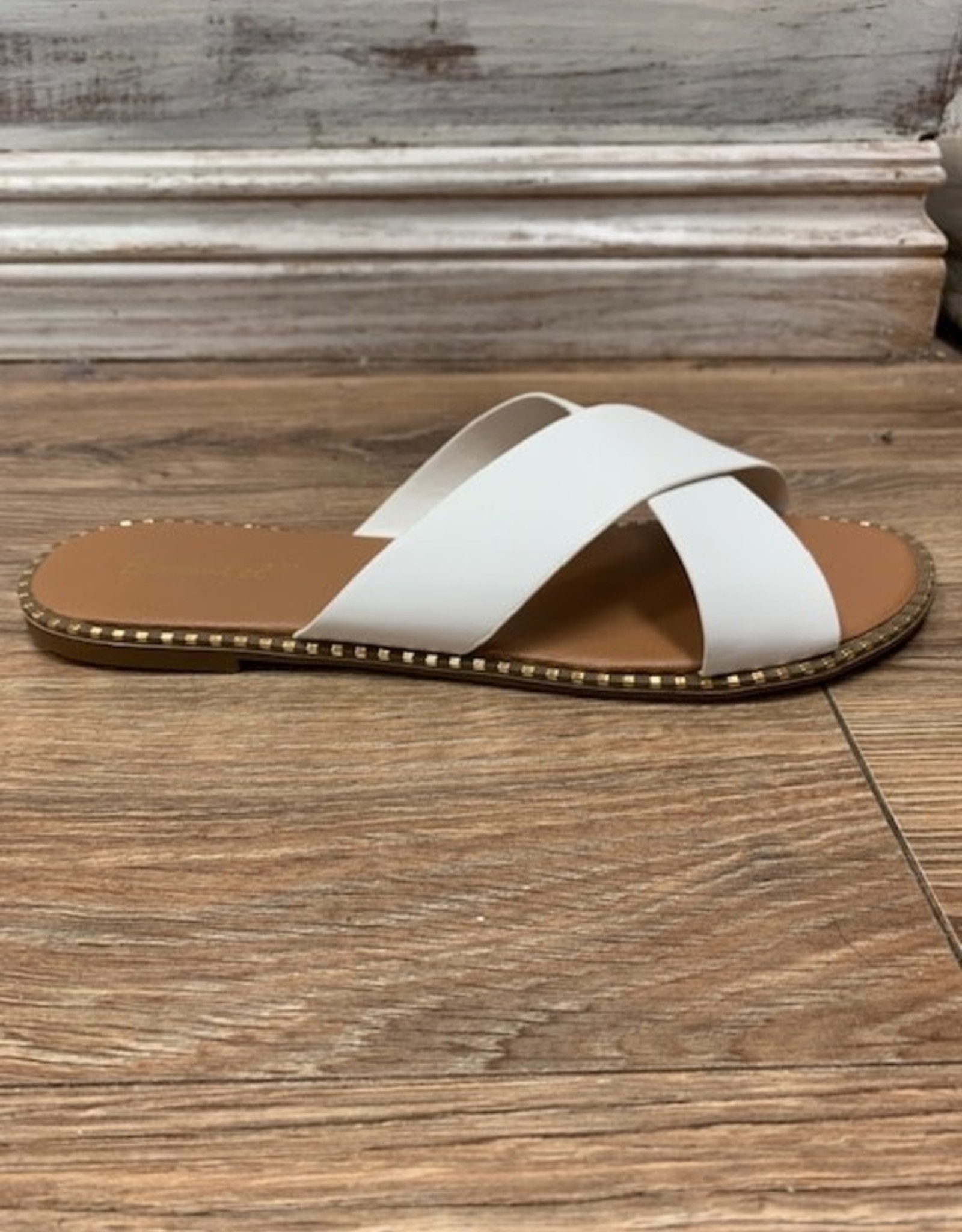 Shoes White criss cross sandal