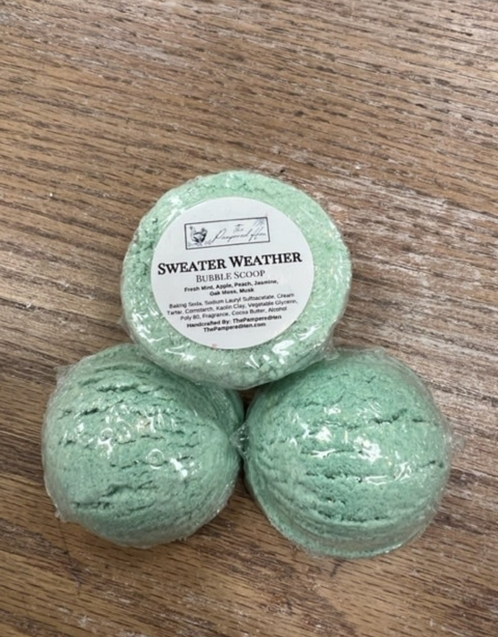 Beauty Sweater Weather Bubble Scoop Bath Bomb