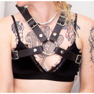 Switch Leather Camryn Chest Harness